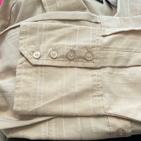 A.N.A (NWT) button down blouse - Picture 5 of 10